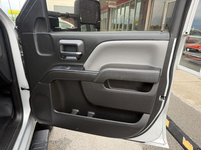2015 GMC Sierra 2500HD Utility Collinsville OK