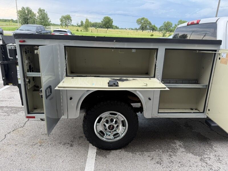 2015 GMC Sierra 2500HD Utility Collinsville OK