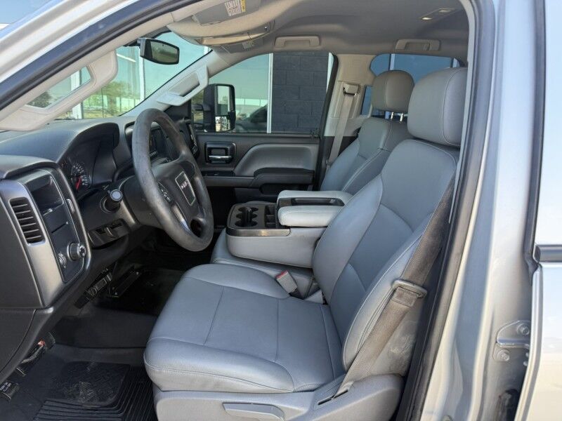 2015 GMC Sierra 2500HD Utility w/ Tommy Gate Collinsville OK
