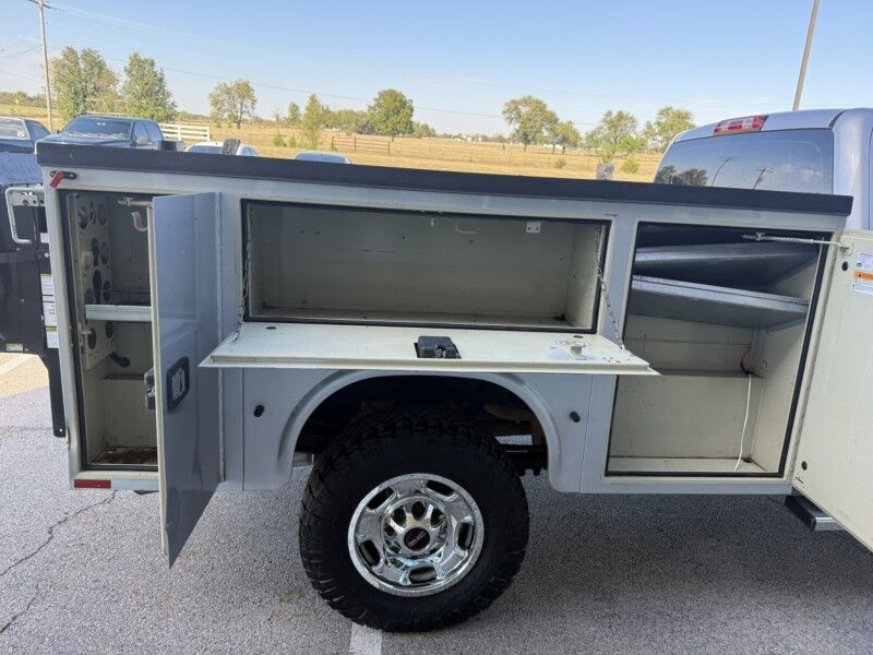 2015 GMC Sierra 2500HD Utility w/ Tommy Gate Collinsville OK