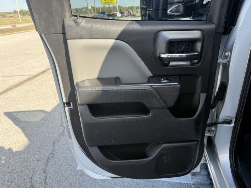 2015 GMC Sierra 2500HD Utility w/ Tommy Gate Collinsville OK