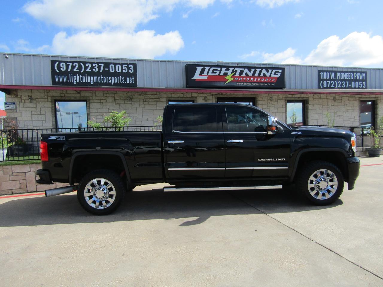 2015 GMC Sierra 2500HD available WiFi 4WD Crew Cab 153.7 Denali Grand Prairie TX