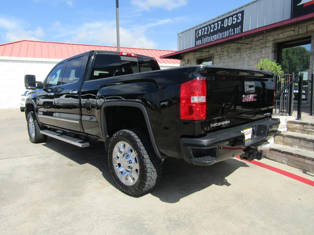 2015 GMC Sierra 2500HD available WiFi 4WD Crew Cab 153.7 Denali Grand Prairie TX