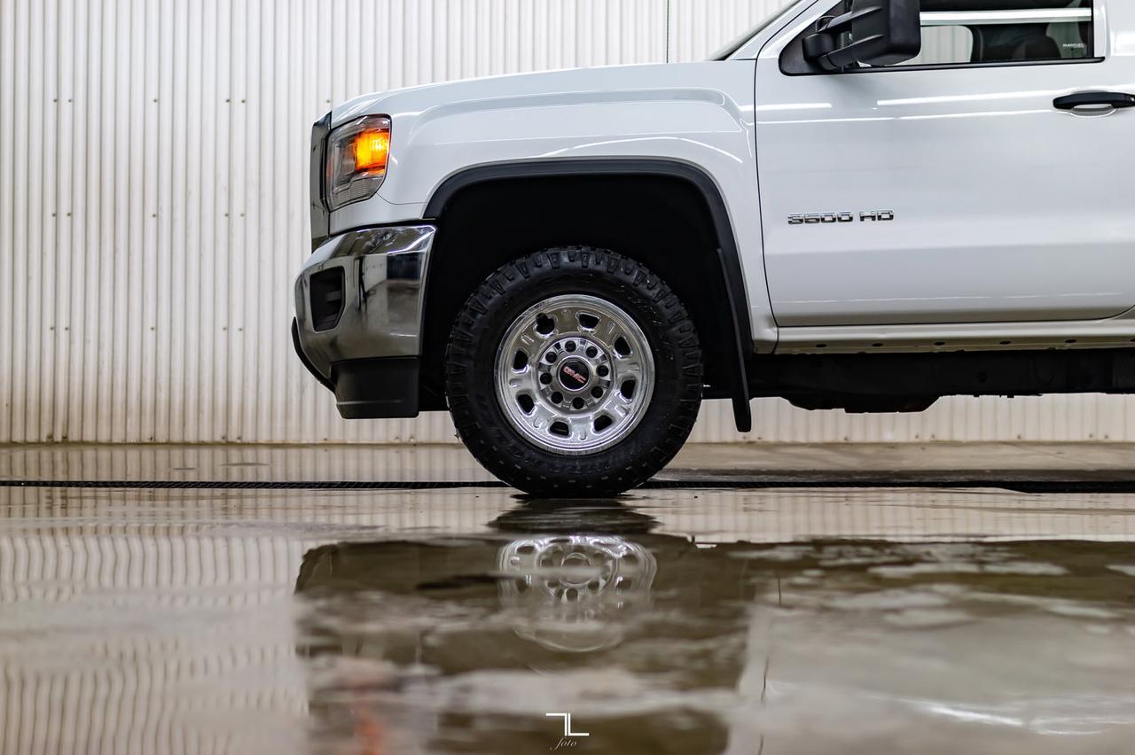 2015 GMC Sierra 3500HD 4x2 Reg Cab WT Longbox Red Deer AB