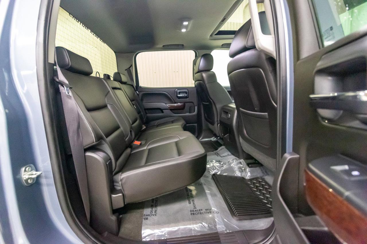 2015 GMC Sierra 3500HD 4x4 Crew Cab SLT Z71 Diesel DEF Delete Level Kit Red Deer AB