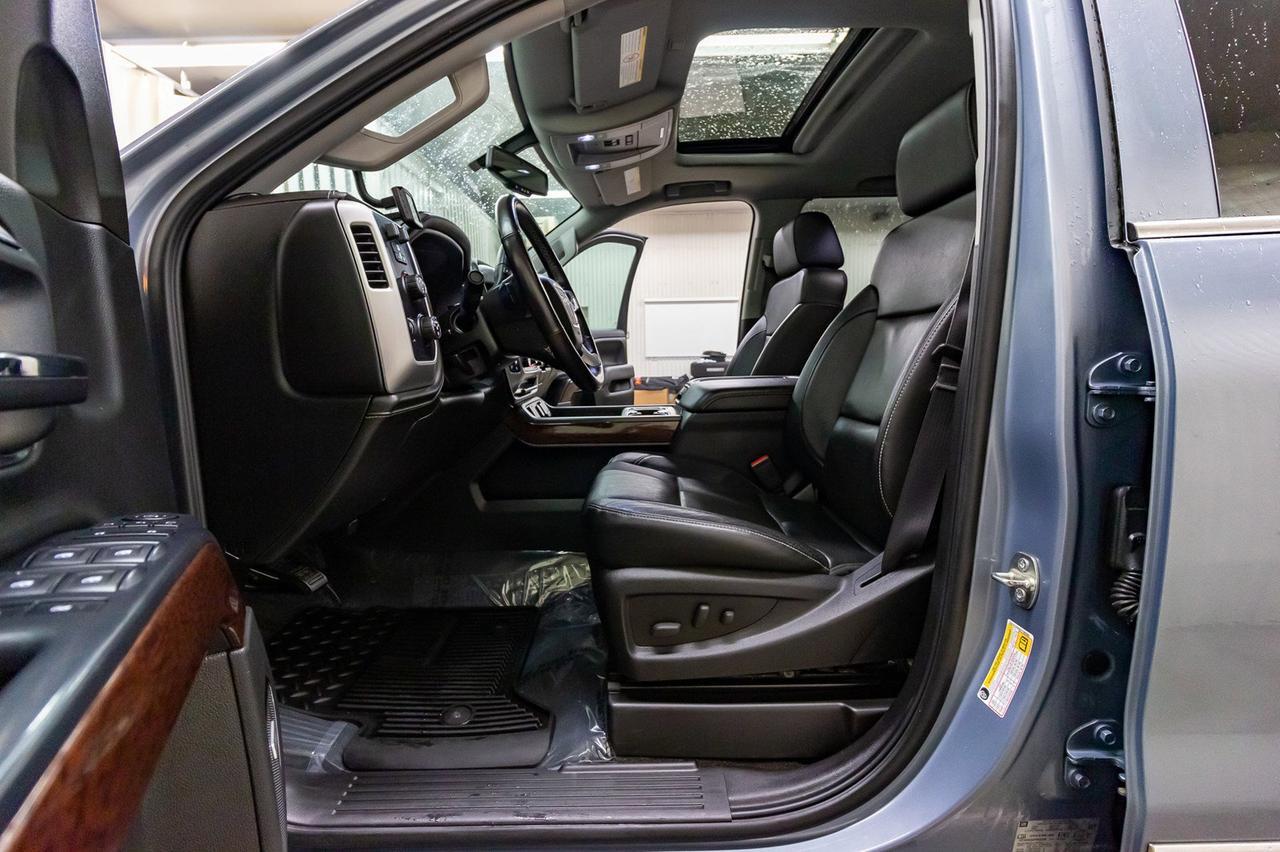 2015 GMC Sierra 3500HD 4x4 Crew Cab SLT Z71 Diesel DEF Delete Level Kit Red Deer AB