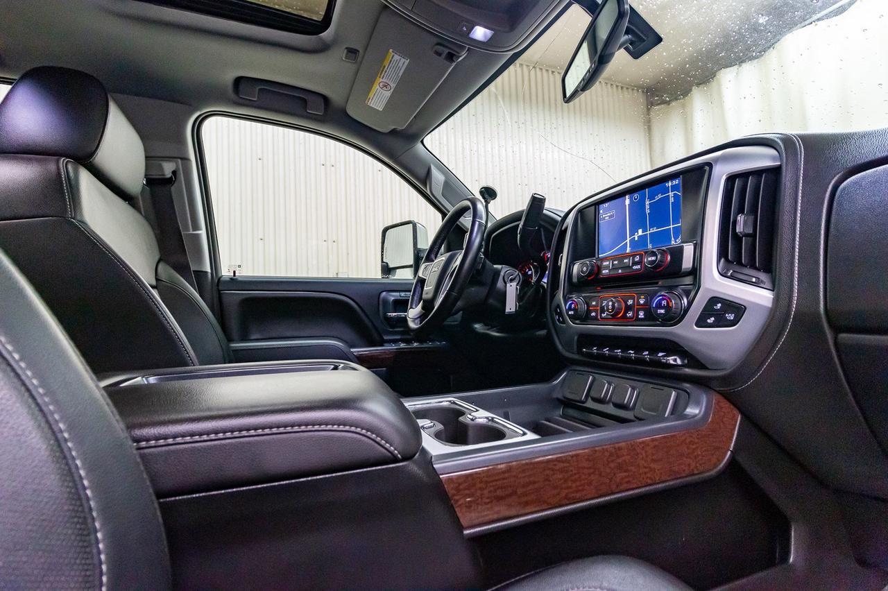 2015 GMC Sierra 3500HD 4x4 Crew Cab SLT Z71 Diesel DEF Delete Level Kit Red Deer AB