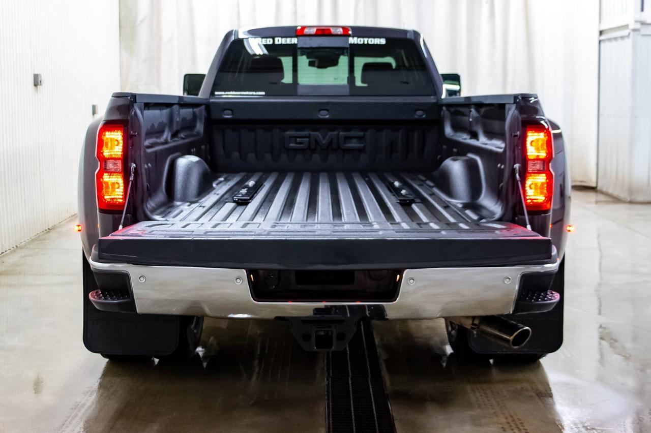 2015 GMC Sierra 3500HD 4x4 Double Cab SLT Dually Leather Nav Red Deer AB