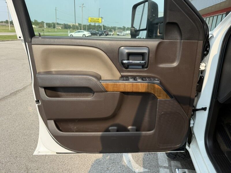 2015 Gmc Sierra SLE photo 26