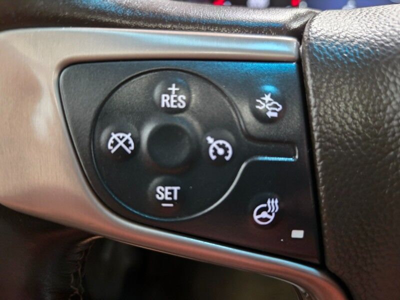 2015 GMC Sierra 3500HD Denali 4WD Long Bed 6.6L Duramax Diesel GPS FREE WARRANTY Arlington TX