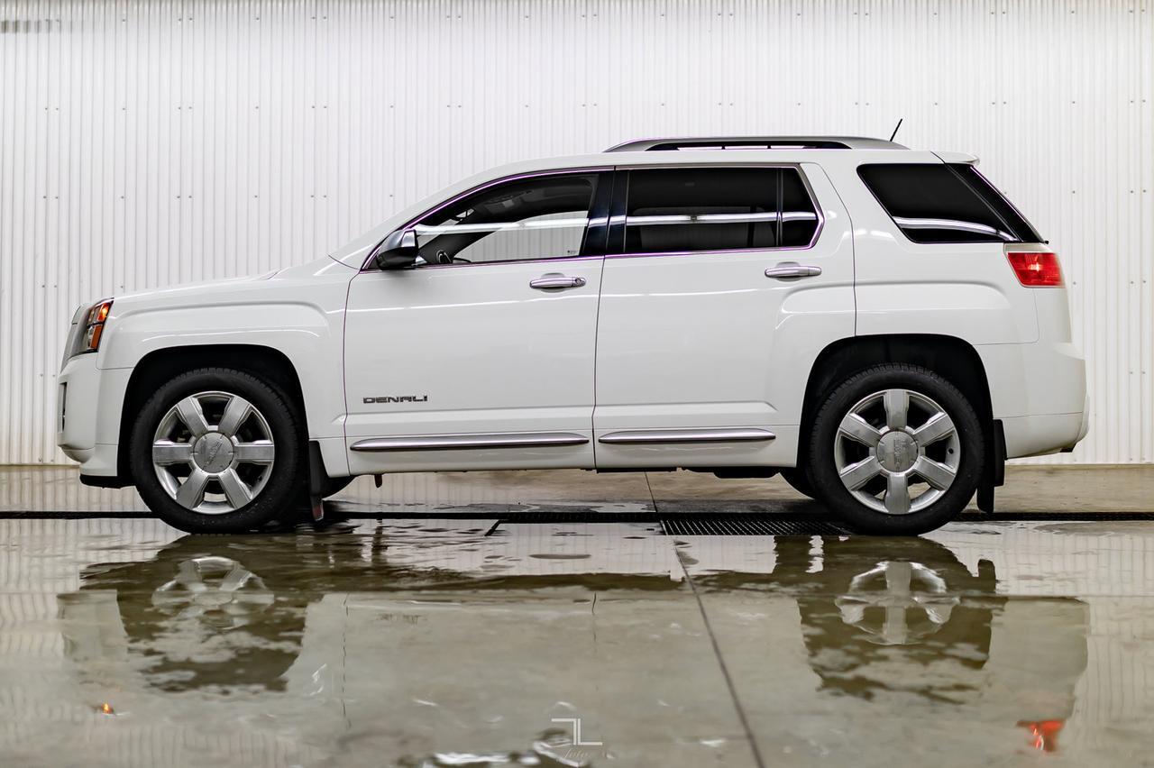 2015 GMC Terrain AWD Denali Leather Roof Nav BCam Red Deer AB