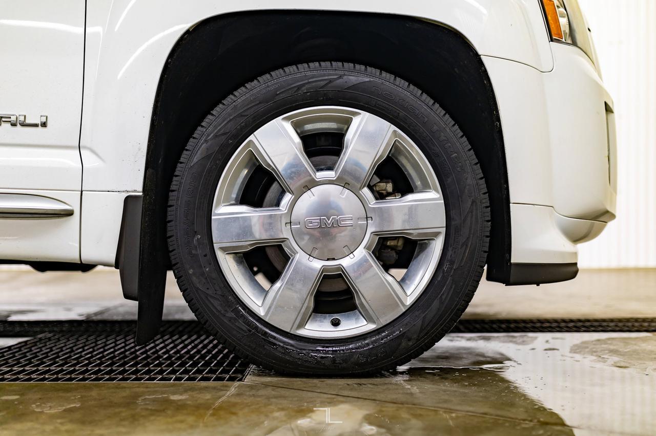 2015 GMC Terrain AWD Denali Leather Roof Nav BCam Red Deer AB