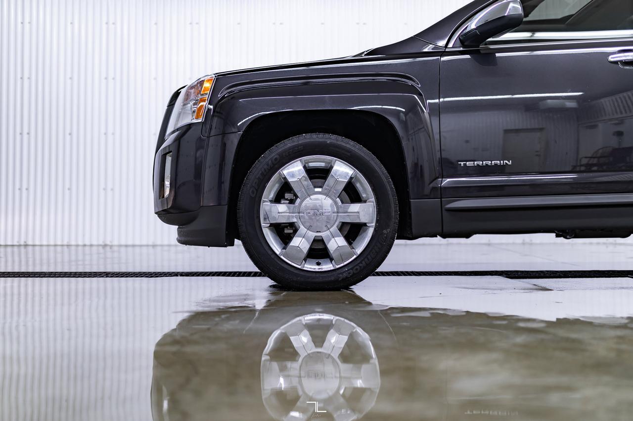 2015 GMC Terrain AWD SLT Leather Roof BCam Red Deer AB