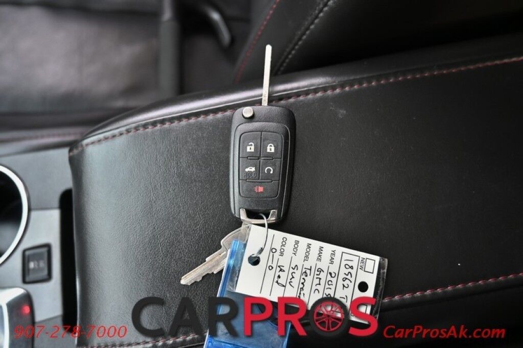 2015 GMC Terrain Denali - AWD - 3.6L V6 - Auto Start - Power & Heated Leather Seats - Pioneer Speakers - Navigation - Sunroof - Lane Departure & Blind Spot Alert - Bluetooth - Back Up Camera - Keyless Entry - Power Liftgate - Rear Park Assist - Tow Pkg Anchorage AK