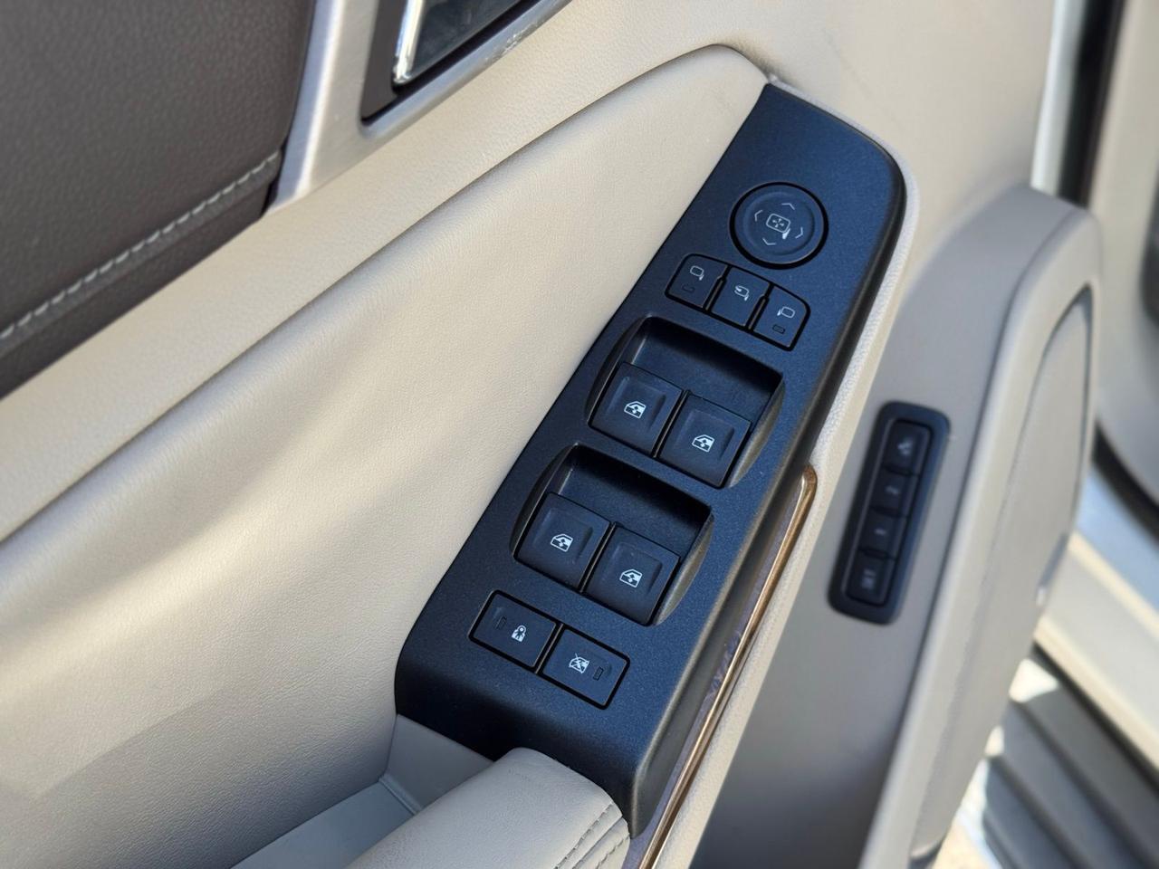 2015 GMC Yukon Denali Crestwood KY