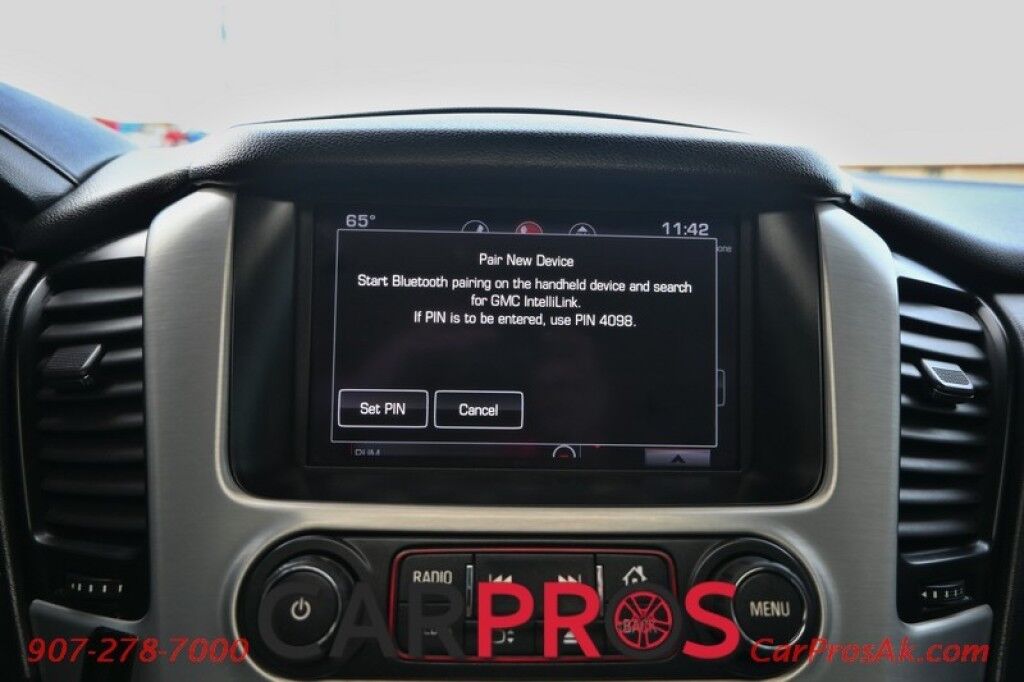 2015 GMC Yukon SLT - 5.3L V8 - 4X4 - Heated & Cooled Leather Seats - Heated Steering Wheel - 2nd Row Heated Bucket Seats - 3rd Row Seating - Navigation - Bluetooth - Sunroof - Tow Package Anchorage AK
