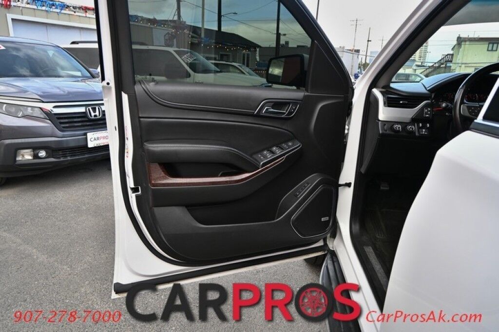2015 GMC Yukon SLT - 5.3L V8 - 4X4 - Heated & Cooled Leather Seats - Heated Steering Wheel - 2nd Row Heated Bucket Seats - 3rd Row Seating - Navigation - Bluetooth - Sunroof - Tow Package Anchorage AK