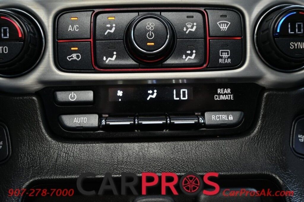 2015 GMC Yukon SLT - 5.3L V8 - 4X4 - Heated & Cooled Leather Seats - Heated Steering Wheel - 2nd Row Heated Bucket Seats - 3rd Row Seating - Navigation - Bluetooth - Sunroof - Tow Package Anchorage AK