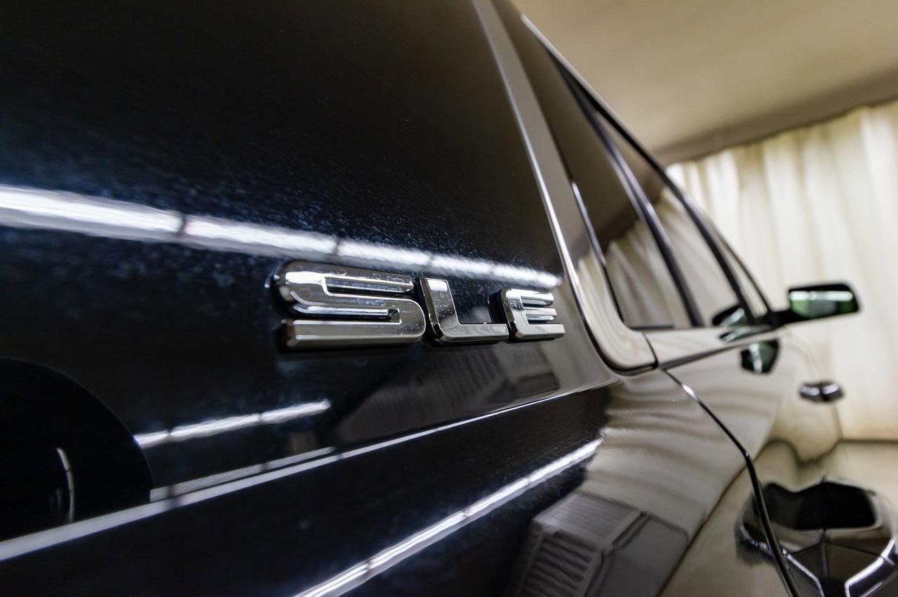 2015 GMC Yukon XL SLE Red Deer AB