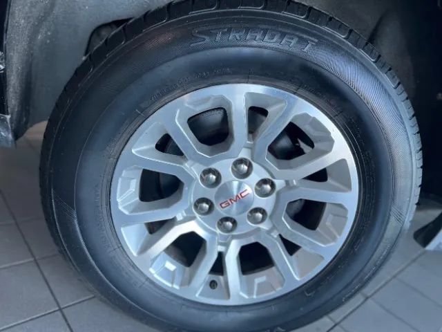 2015 GMC Yukon XL SLE Sport Utility 4D Cincinnati OH