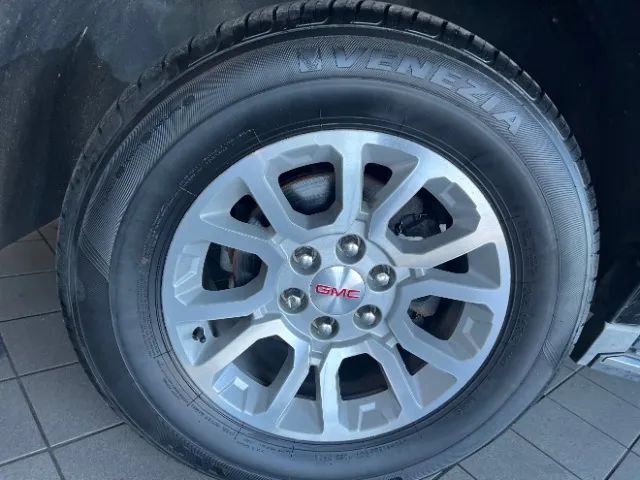 2015 GMC Yukon XL SLE Sport Utility 4D Cincinnati OH