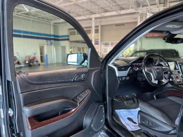 2015 GMC Yukon XL SLE Sport Utility 4D Cincinnati OH