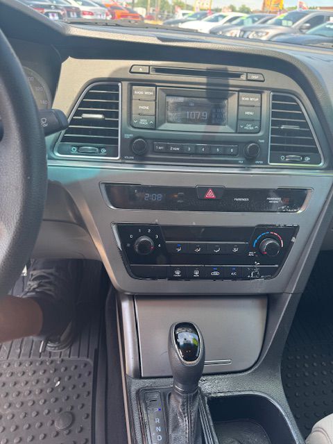 2015 HYUNDAI SONATA SE Grand Prairie TX
