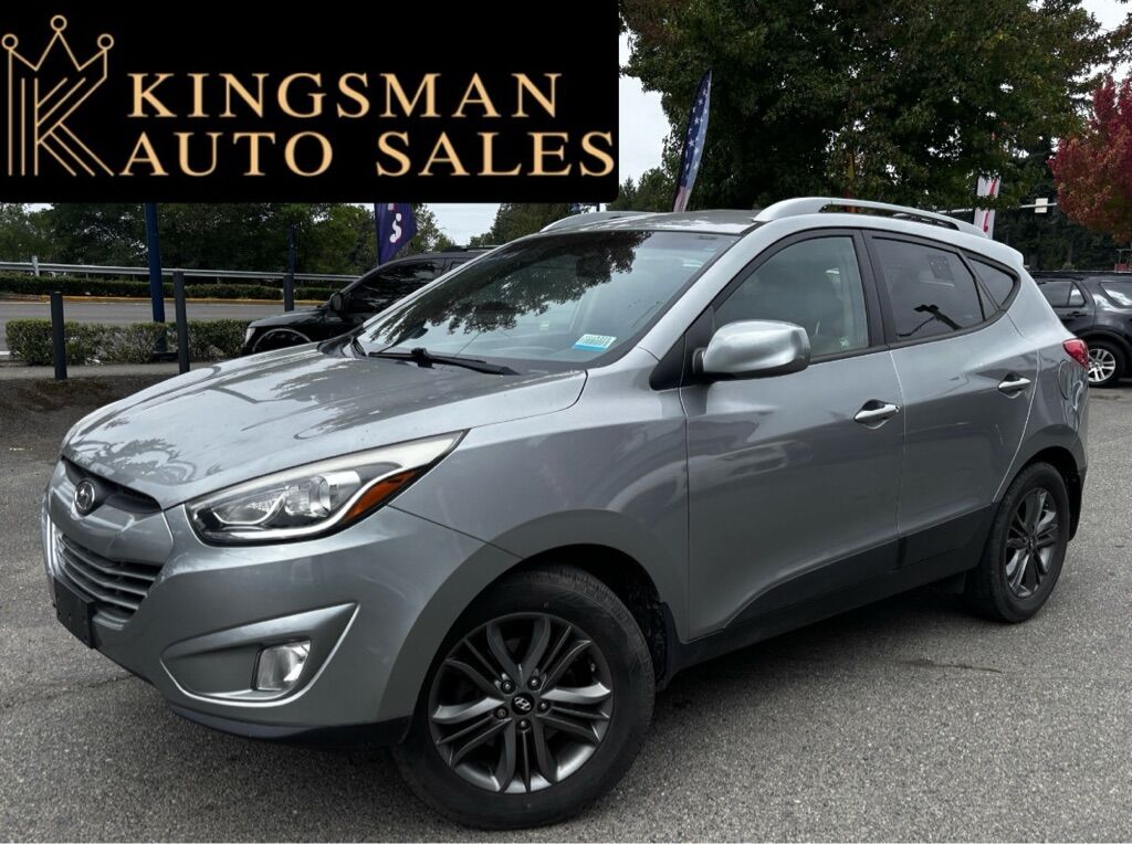 2015 HYUNDAI TUCSON SE