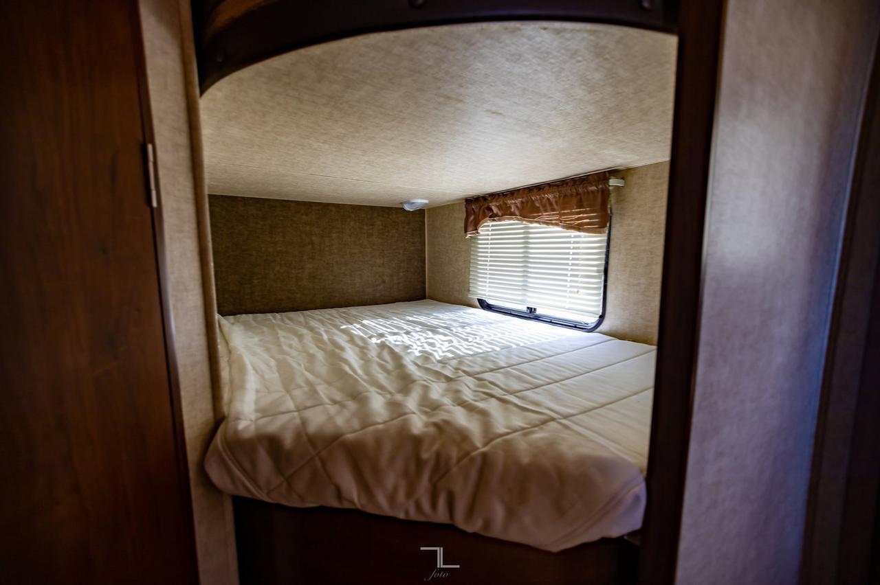 2015 Heartland Prowler Lynx 27LX Solar Panels Slideout Red Deer AB