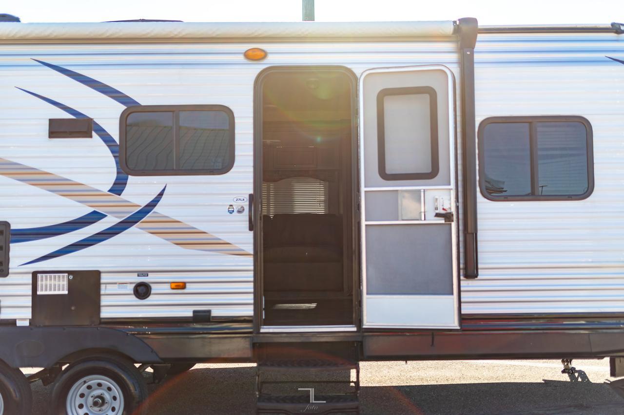 2015 Heartland Prowler Lynx 27LX Solar Panels Slideout Red Deer AB