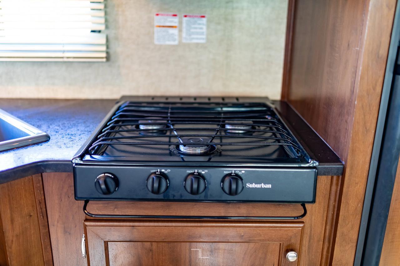 2015 Heartland Prowler Lynx 27LX Solar Panels Slideout Red Deer AB