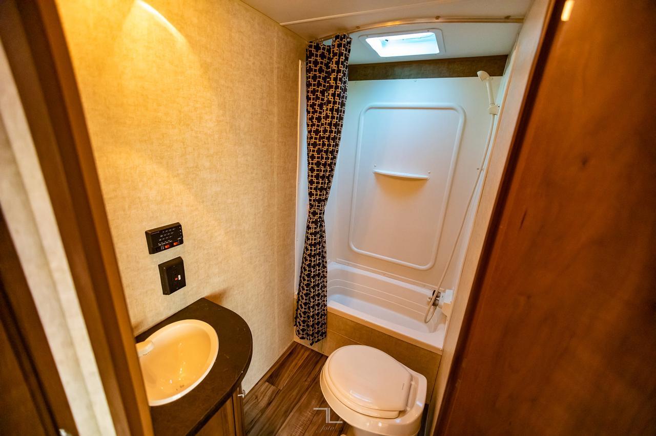 2015 Heartland Prowler Lynx 27LX Solar Panels Slideout Red Deer AB