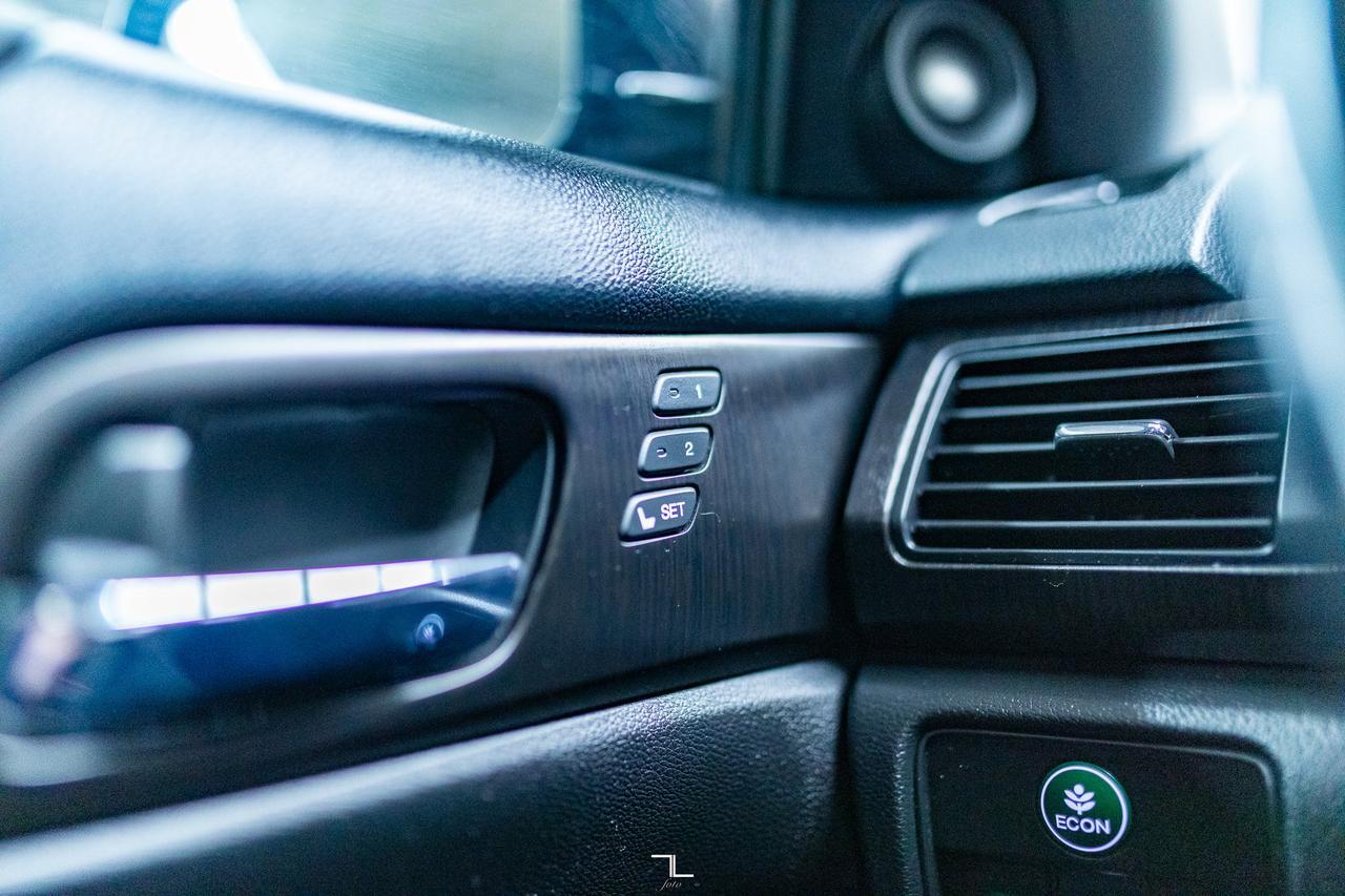 2015 Honda Accord EX-L Leather Roof BCam Red Deer AB