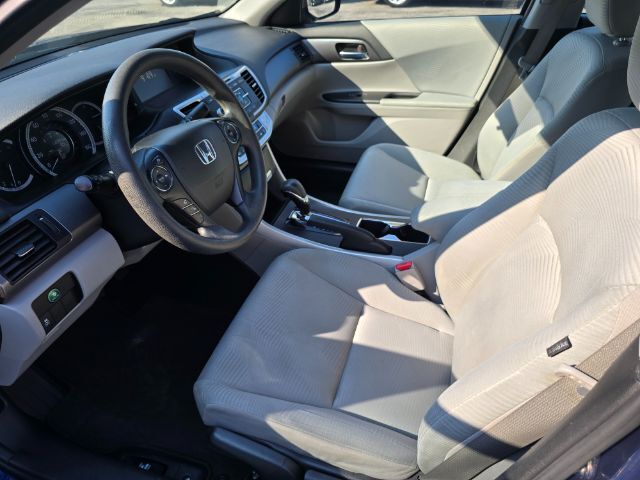 2015 Honda Accord LX photo 5
