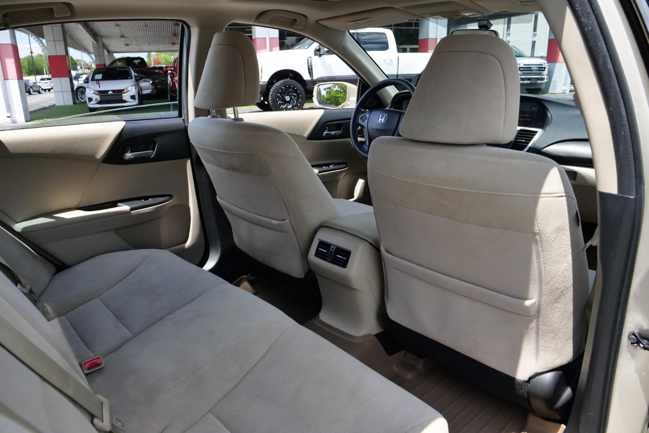 2015 Honda Accord Sedan EX / Sunroof / Remote Keyless Entry! High Point NC