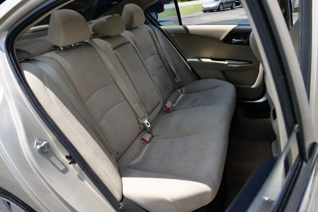 2015 Honda Accord Sedan EX / Sunroof / Remote Keyless Entry! High Point NC