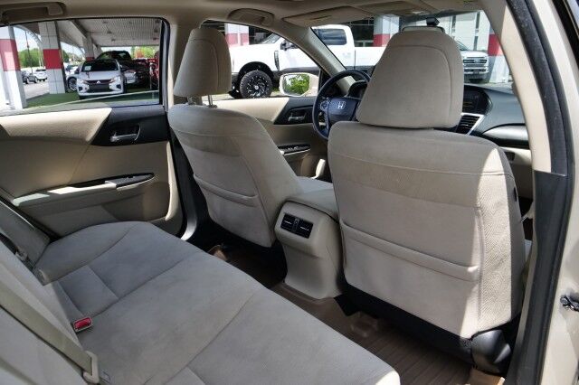 2015 Honda Accord Sedan EX / Sunroof / Remote Keyless Entry! High Point NC