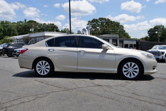 2015 Honda Accord Sedan EX / Sunroof / Remote Keyless Entry! High Point NC