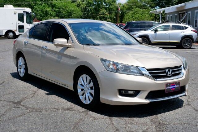 2015 Honda Accord Sedan EX / Sunroof / Remote Keyless Entry! High Point NC