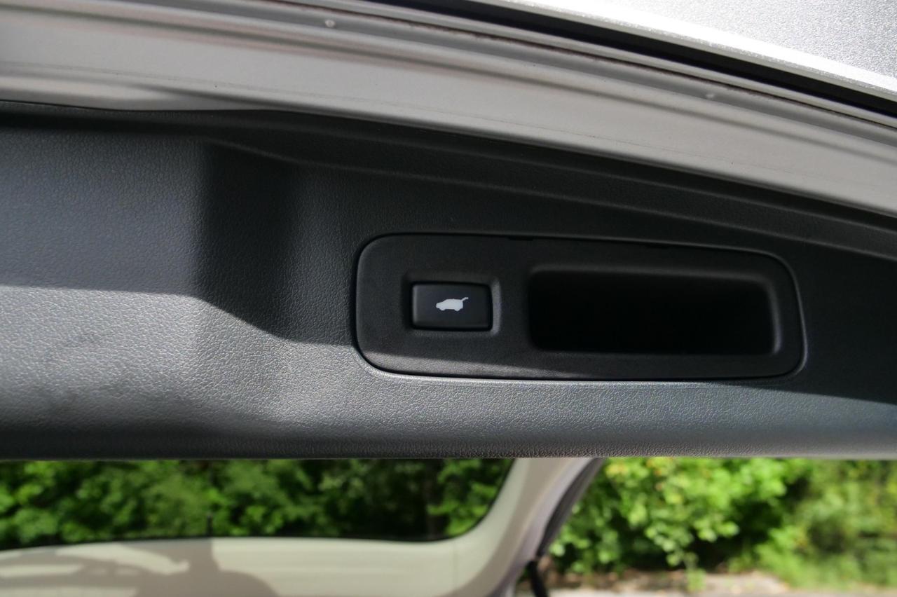 2015 Honda CR-V Touring / NAV / Heated Front Seats! Lincolnton NC