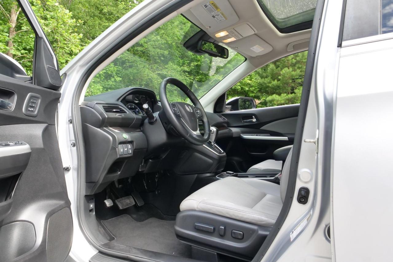 2015 Honda CR-V Touring / NAV / Heated Front Seats! Lincolnton NC