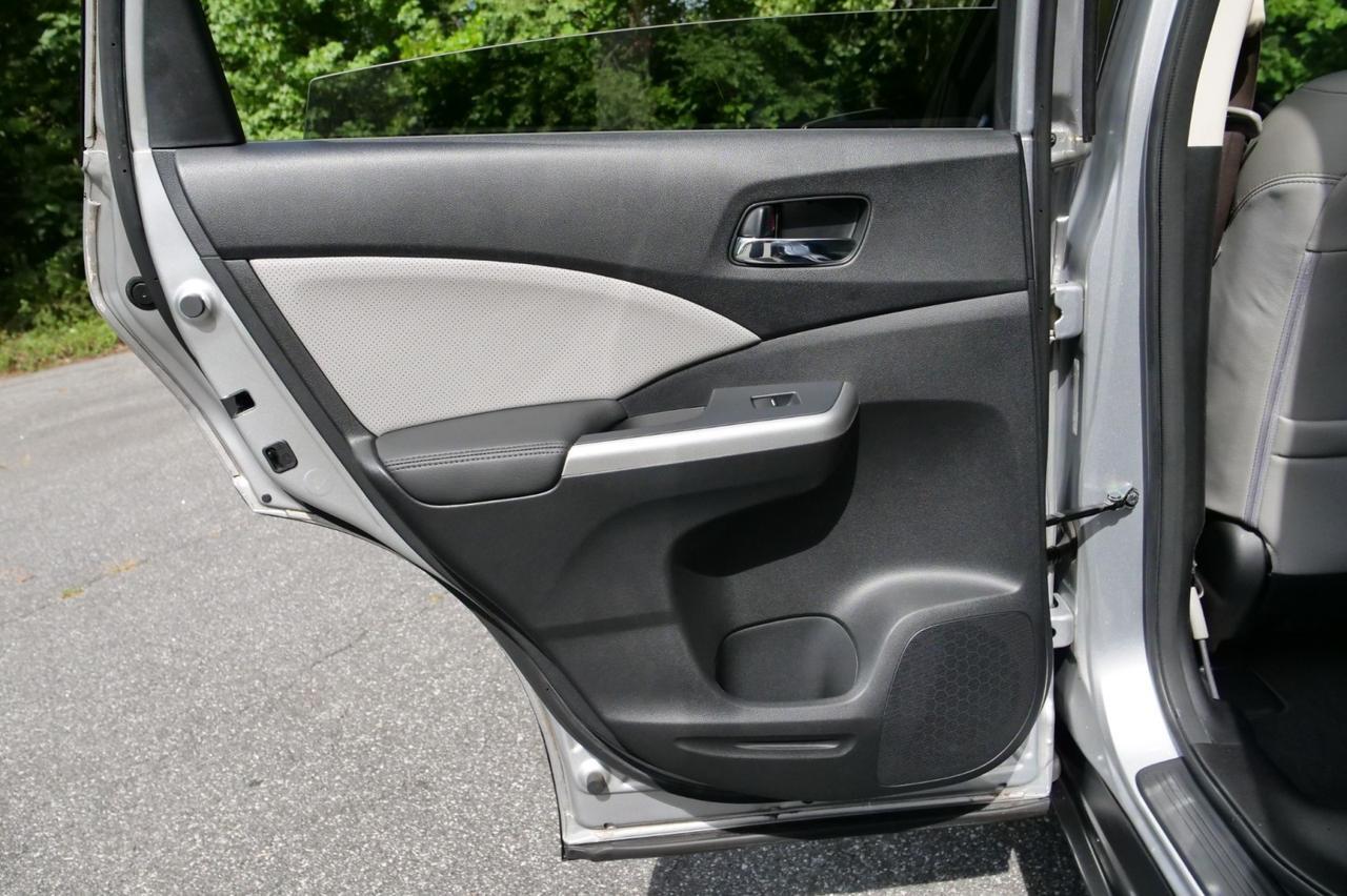 2015 Honda CR-V Touring / NAV / Heated Front Seats! Lincolnton NC
