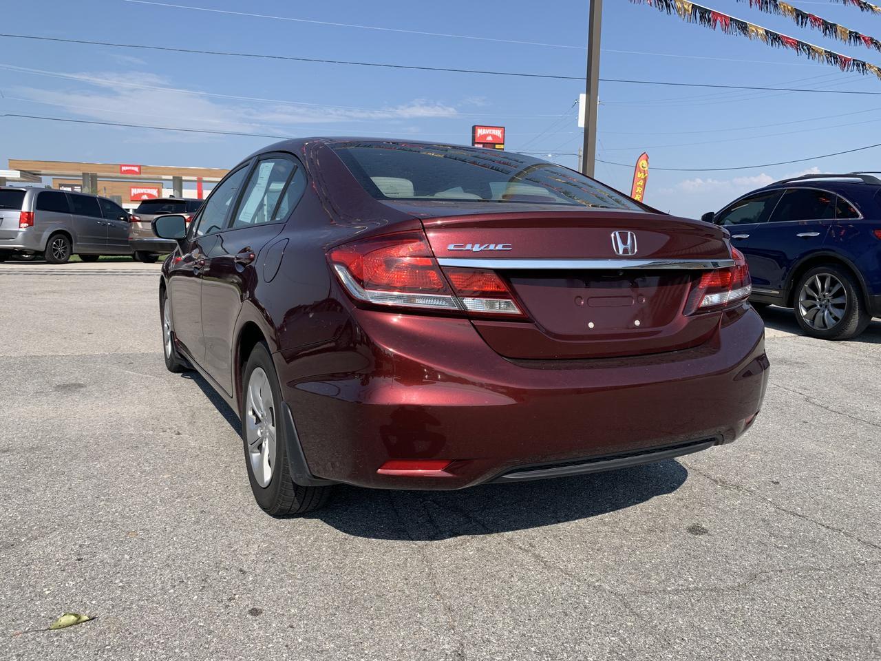 2015 Honda Civic LX Sedan 4D Aurora MO