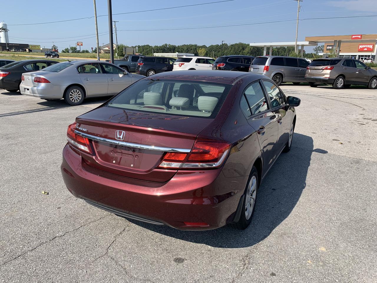 2015 Honda Civic LX Sedan 4D Aurora MO