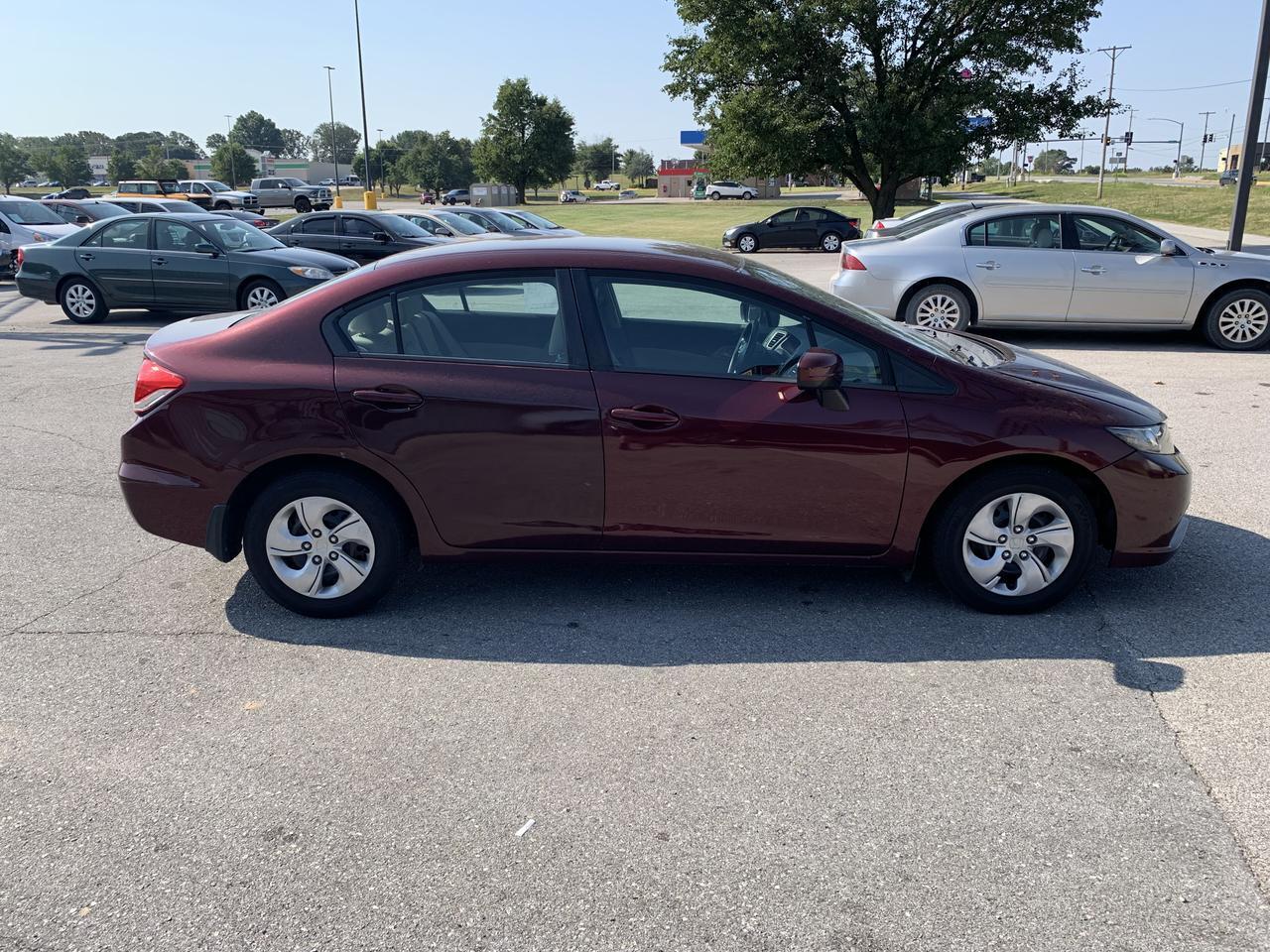 2015 Honda Civic LX Sedan 4D Aurora MO