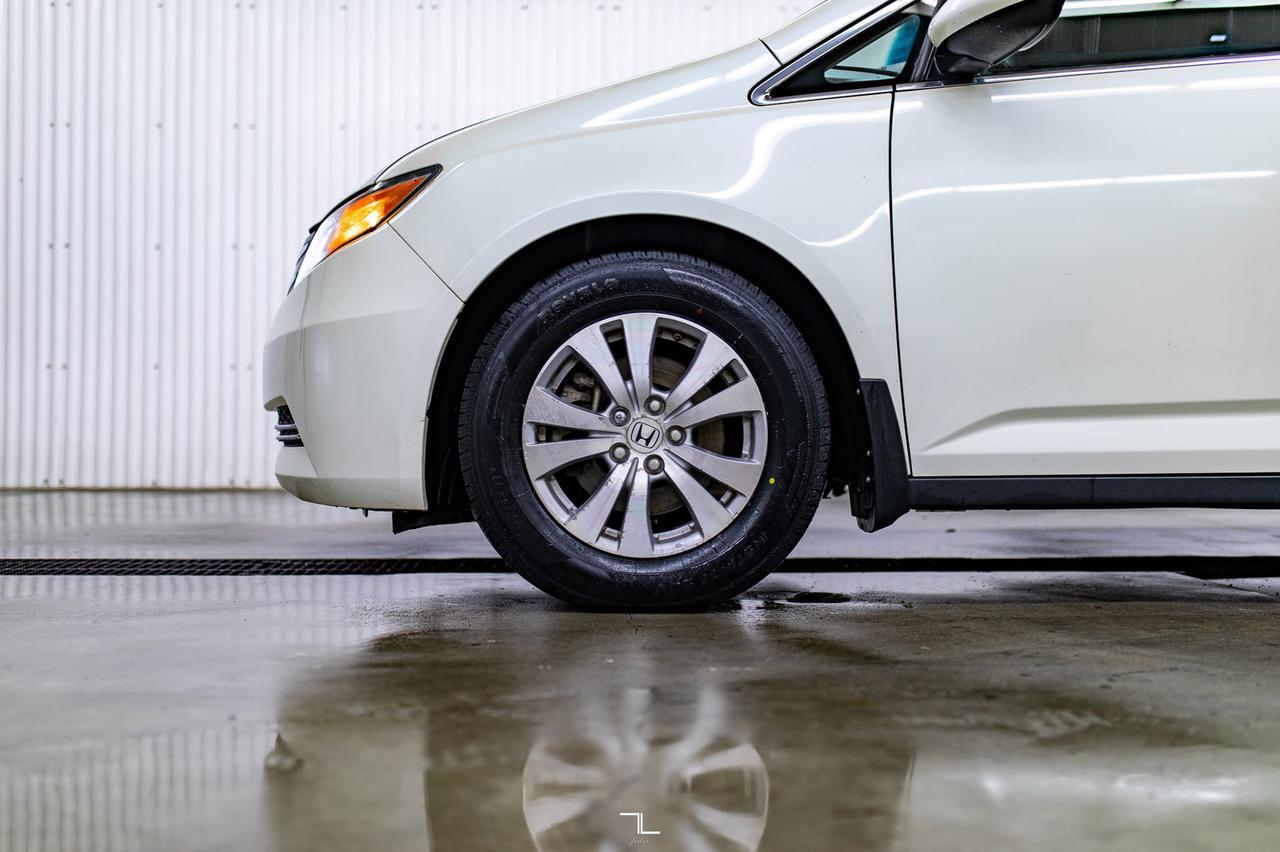 2015 Honda Odyssey EX Leather HSeat Power Doors Red Deer AB