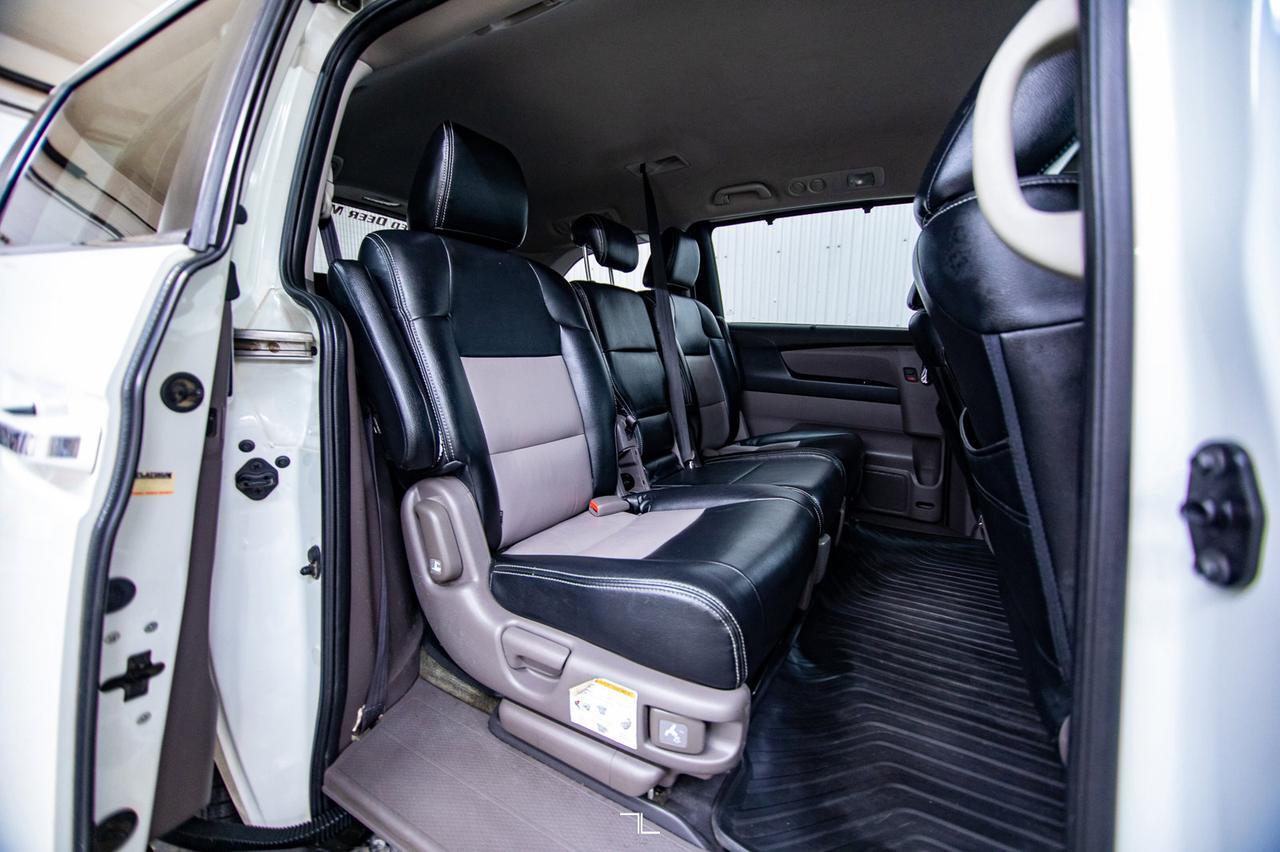 2015 Honda Odyssey EX Leather HSeat Power Doors Red Deer AB