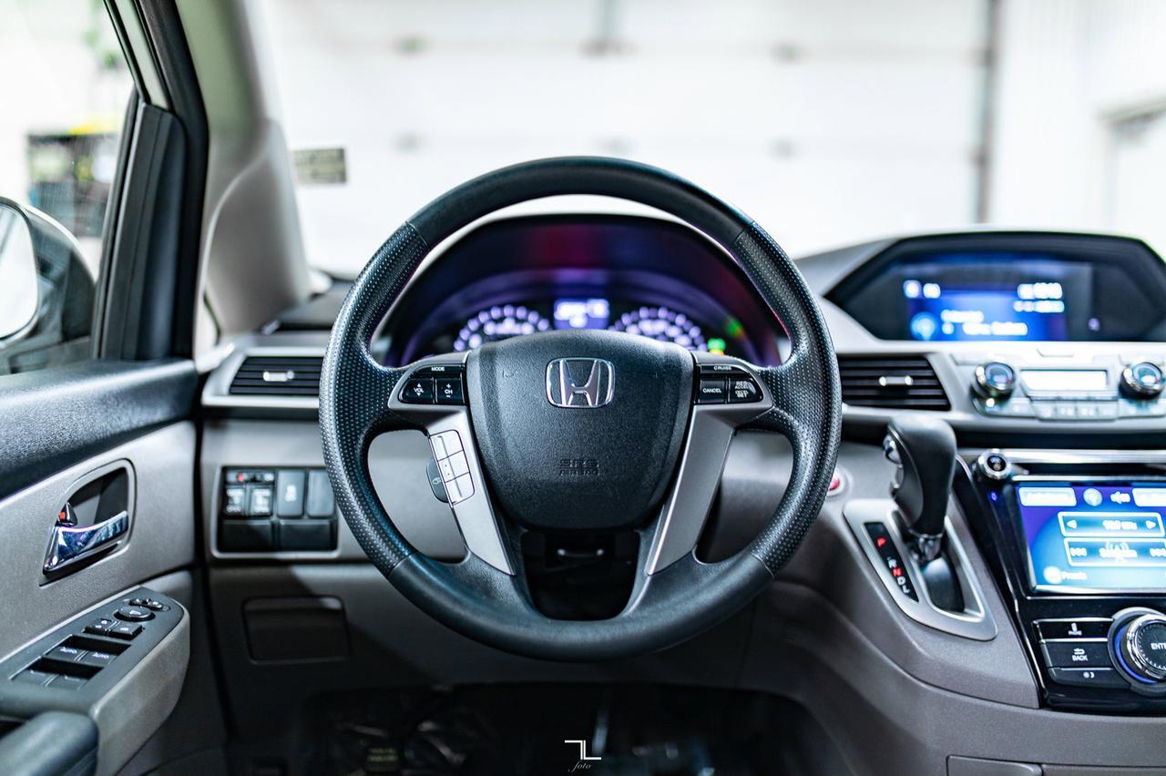 2015 Honda Odyssey EX Leather HSeat Power Doors Red Deer AB