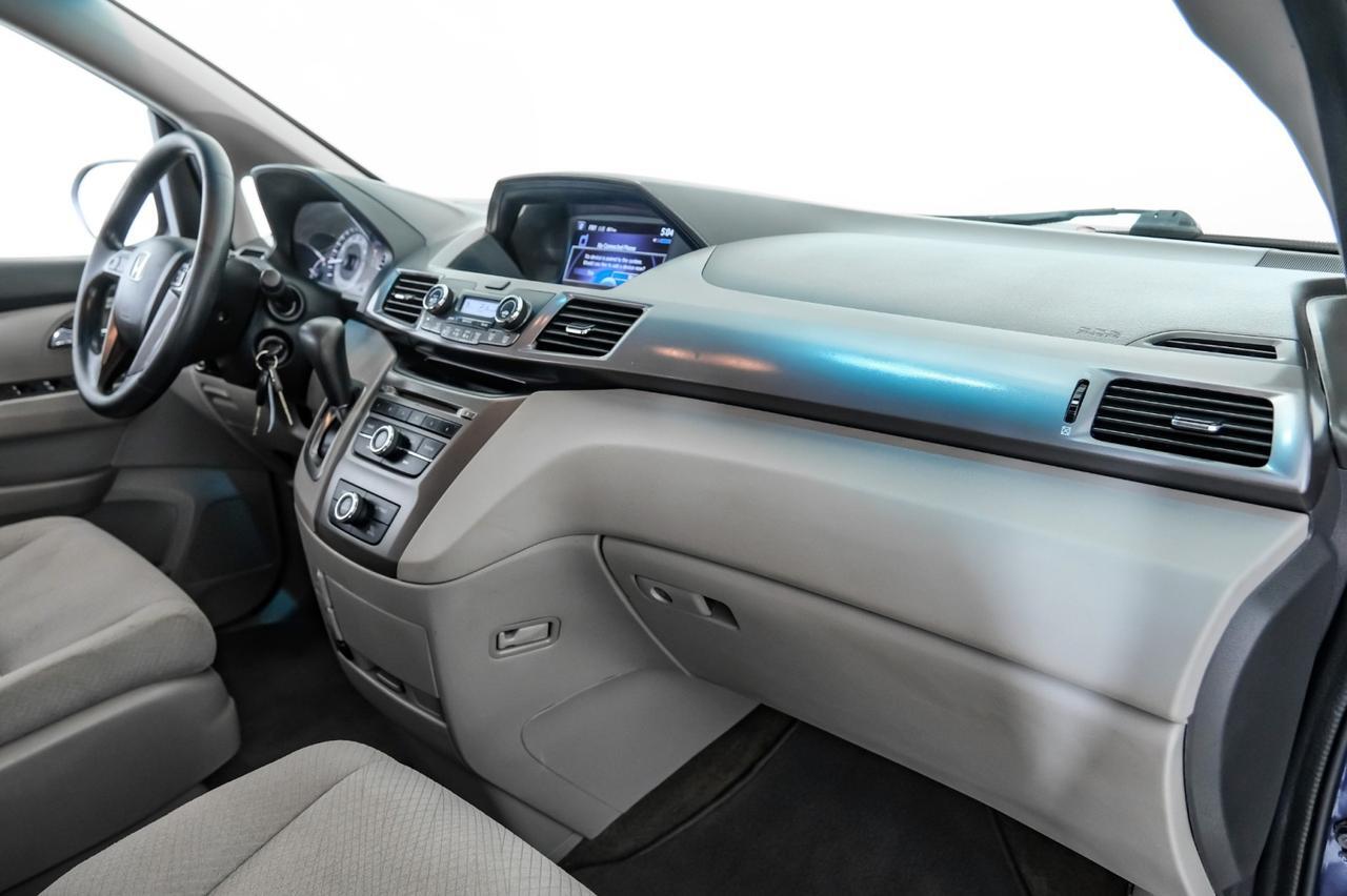 2015 Honda Odyssey LX THIRD ROW SEAT REAR CAMERA BLUETOOTH CRUISE CONTROL REMOTE KEYLESS ENTRY Carrollton TX