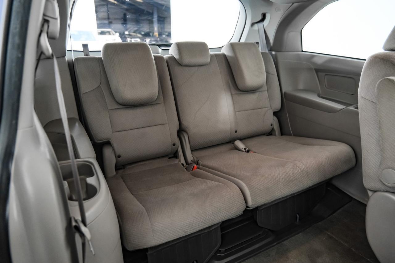 2015 Honda Odyssey LX THIRD ROW SEAT REAR CAMERA BLUETOOTH CRUISE CONTROL REMOTE KEYLESS ENTRY Carrollton TX